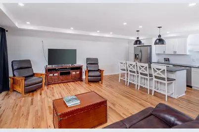 1216 Trailwood S, Hopkins, MN 55343 - Photo 8