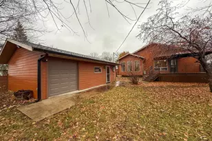 468 High St, Emmons, MN 56029 - Photo 2