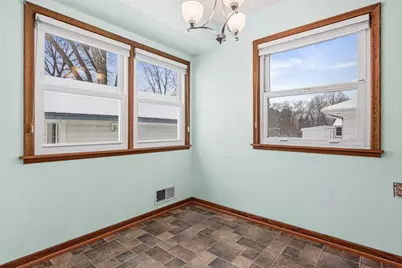 3012 Aquila Avenue N, Crystal, MN 55427 - Photo 10