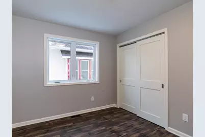 1106 Hawthorne Avenue E, Saint Paul, MN 55106 - Photo 10