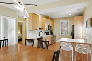 219 5th St SE, Minneapolis, MN 55414 - Photo 6