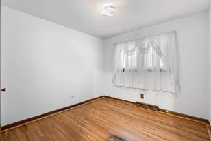 2010 11th Ave NE, Austin, MN 55912 - Photo 16