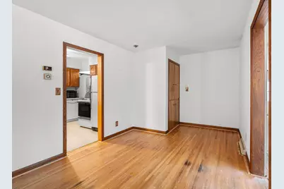 2010 11th Avenue NE, Austin, MN 55912 - Photo 12