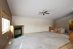 720 Tyler St SW, Hutchinson, MN 55350 - Photo 10