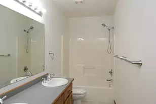 720 Tyler St SW, Hutchinson, MN 55350 - Photo 18