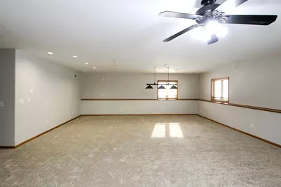 720 Tyler Street SW, Hutchinson, MN 55350 - Photo 22