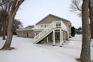 720 Tyler St SW, Hutchinson, MN 55350 - Photo 28