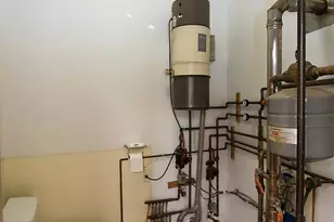 720 Tyler St SW, Hutchinson, MN 55350 - Photo 24