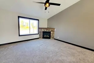 320 Falcon Run, Eagle Lake, MN 56024 - Photo 10