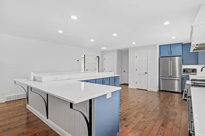 4555 Lenore Lane, Eagan, MN 55122 - Photo 8