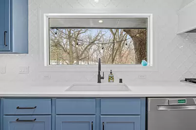 4555 Lenore Lane, Eagan, MN 55122 - Photo 10