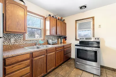 211 12th Avenue SW, Austin, MN 55912 - Photo 16