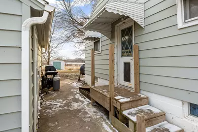 211 12th Avenue SW, Austin, MN 55912 - Photo 6