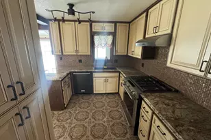 5564 E Danube Rd, Fridley, MN 55432 - Photo 10