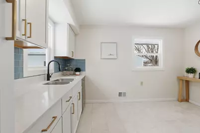 6951 11th Street N, Oakdale, MN 55128 - Photo 10