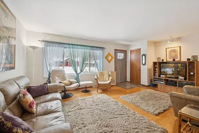 8836 James Avenue S, Bloomington, MN 55431 - Photo 8