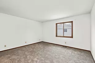 6974 Langford Ct, Edina, MN 55436 - Photo 14