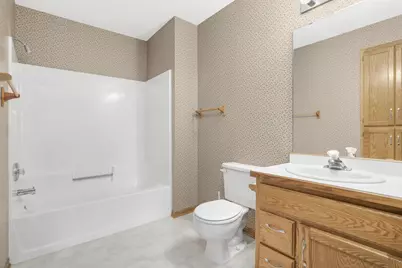 7147 Ivy Ridge Court, Lino Lakes, MN 55014 - Photo 14