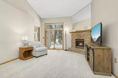 7147 Ivy Ridge Court, Lino Lakes, MN 55014 - Photo 4