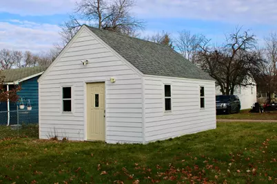 118 Crocker Avenue N, Thief River Falls, MN 56701 - Photo 6