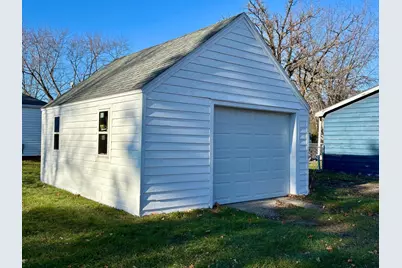 118 Crocker Avenue N, Thief River Falls, MN 56701 - Photo 4