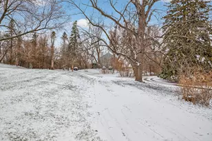 19670 Excelsior Blvd, Deephaven, MN 55331 - Photo 4