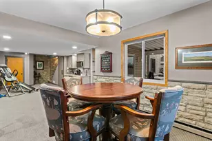 4890 Cottonwood Ln N, Plymouth, MN 55442 - Photo 34