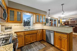 4890 Cottonwood Ln N, Plymouth, MN 55442 - Photo 18