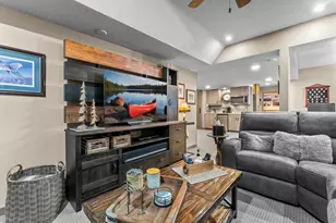 4890 Cottonwood Ln N, Plymouth, MN 55442 - Photo 36