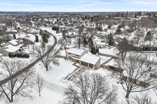 4890 Cottonwood Ln N, Plymouth, MN 55442 - Photo 54