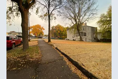 594 Brunson Street, Saint Paul, MN 55130 - Photo 2