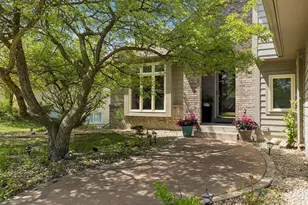3895 Minnesota Ln N, Plymouth, MN 55446 - Photo 4