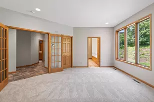 2520 Arbor Ct, Mendota Heights, MN 55120 - Photo 24