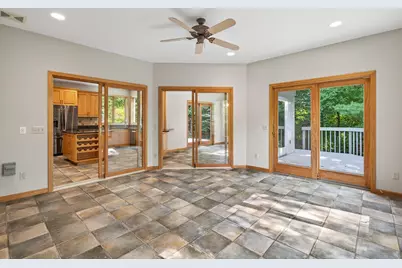 2520 Arbor Court, Mendota Heights, MN 55120 - Photo 22