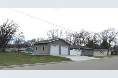 1520 N 6th Street, Montevideo, MN 56265 - Photo 2