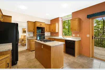 12068 Gantry Lane, Apple Valley, MN 55124 - Photo 16