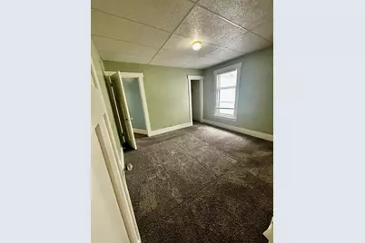 219 3rd Avenue SW, Pipestone, MN 56164 - Photo 4