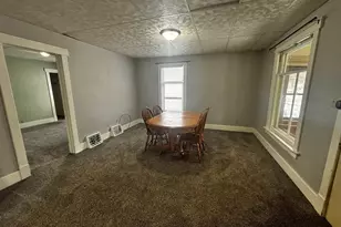 219 3rd Ave SW, Pipestone, MN 56164 - Photo 2