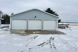 77226 230th St, Spring Valley, MN 55975 - Photo 26