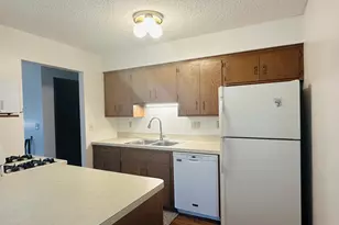 5040 Woodcrest Rd, White Bear Lake, MN 55110 - Photo 8