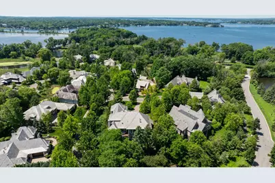 1595 Locust Hills Circle, Wayzata, MN 55391 - Photo 32