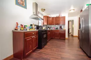 980 3rd St E, Saint Paul, MN 55106 - Photo 6