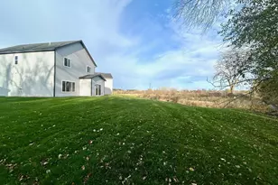 15921 Finale Ct N, Hugo, MN 55038 - Photo 4