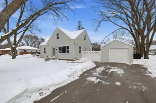 6006 Bryant Ave N, Brooklyn Center, MN 55430 - Photo 2