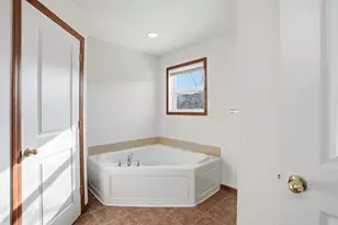 15308 Plumstone Dr, Eden Prairie, MN 55347 - Photo 48