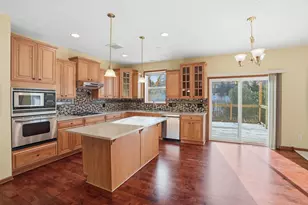 15308 Plumstone Dr, Eden Prairie, MN 55347 - Photo 30