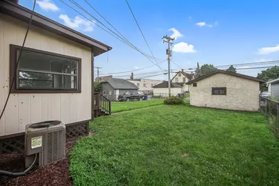 804 Hawthorne Avenue E, Saint Paul, MN 55106 - Photo 36