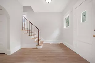 804 Hawthorne Ave E, Saint Paul, MN 55106 - Photo 4