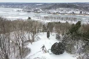 1516 Twin Springs Rd, Houlton, WI 54082 - Photo 50