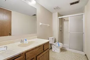 630 Hall Ln, Minneapolis, MN 55411 - Photo 16